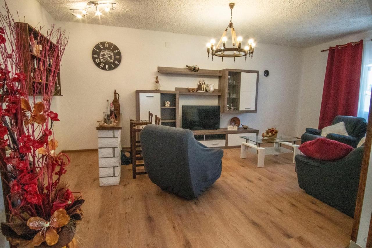 House Nada Apartman Muntić 외부 사진