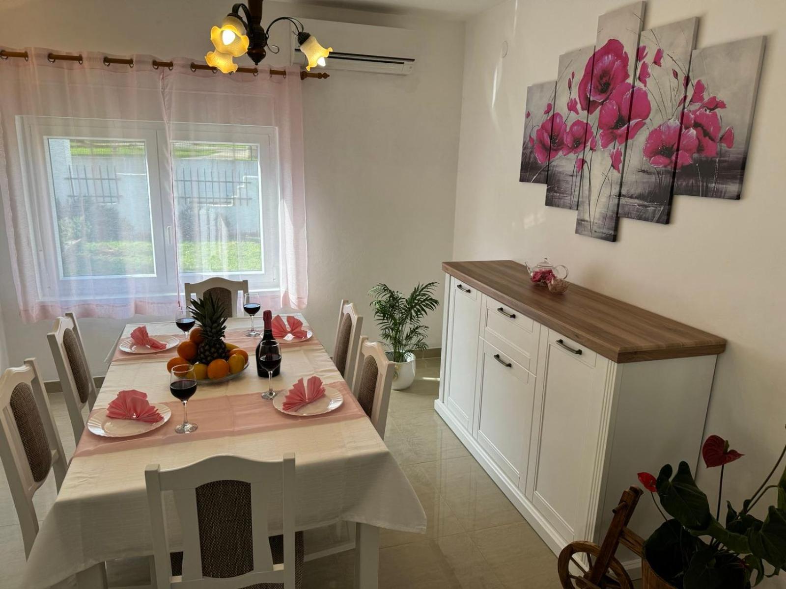 House Nada Apartman Muntić 외부 사진
